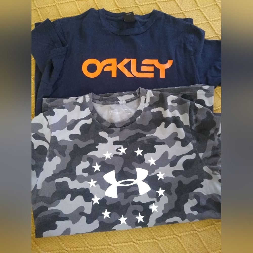 Men's T-shirt bundle & Pair shorts